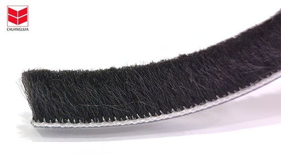 Дверь и окна из алюминия Силиконовая основание без сброса Алюминиевая раздвижная дверь Окно Погода Полоса щетка Печать на 50000 метров