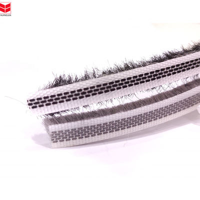 Дверь и окна из алюминия Силиконовая основание без сброса Алюминиевая раздвижная дверь Окно Погода Полоса щетка Печать на 50000 метров