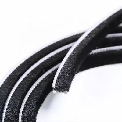 ЧЕРНЫЙ/СЕРЫЙ/БРАУНЫЙ/БЕЛЫЙ/ДРУГИЙ 100% ПП шерстяной стеклянной уплотнительной полосы для индивидуальных дверей и окон в многоквартирных домах